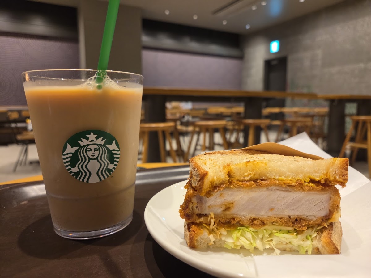 Starbucks Coffee - Maihama Ikspiari 2F Traders’ Passage