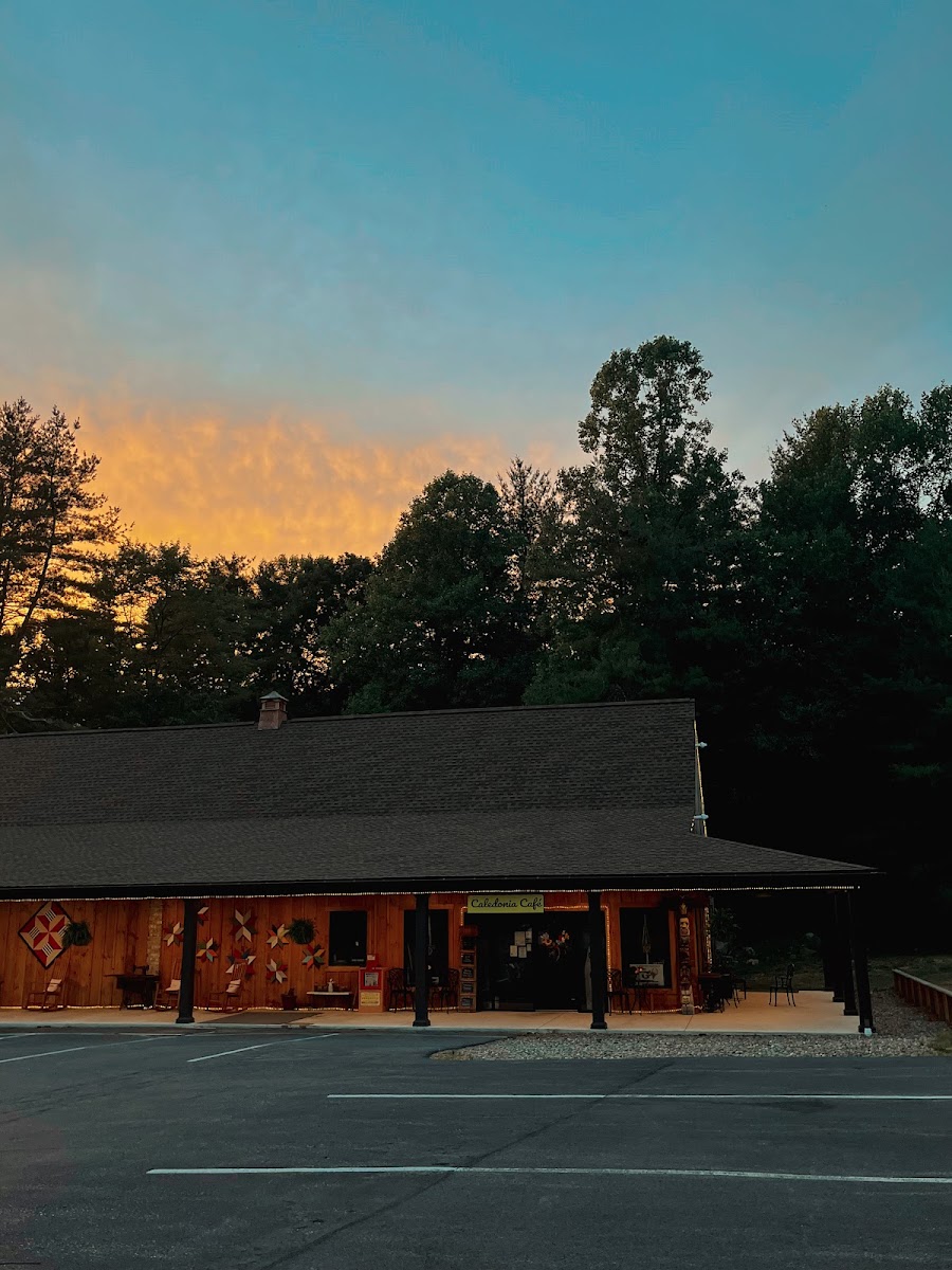 Caledonia Café