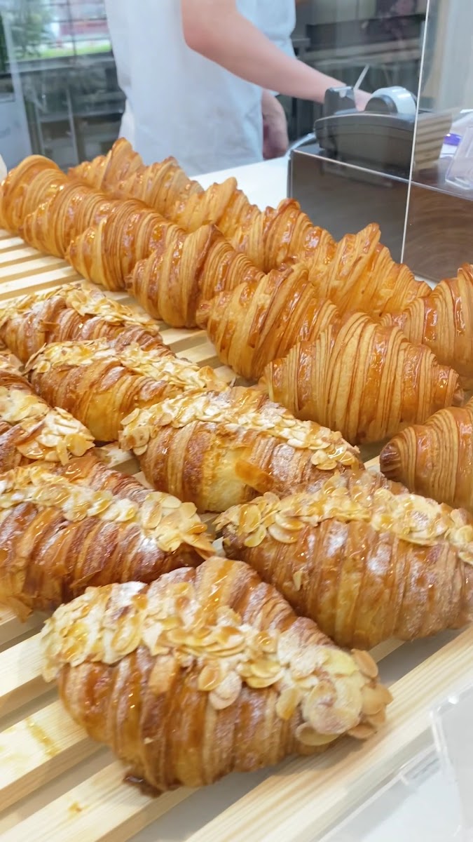 Croissant Factory (Sathon)