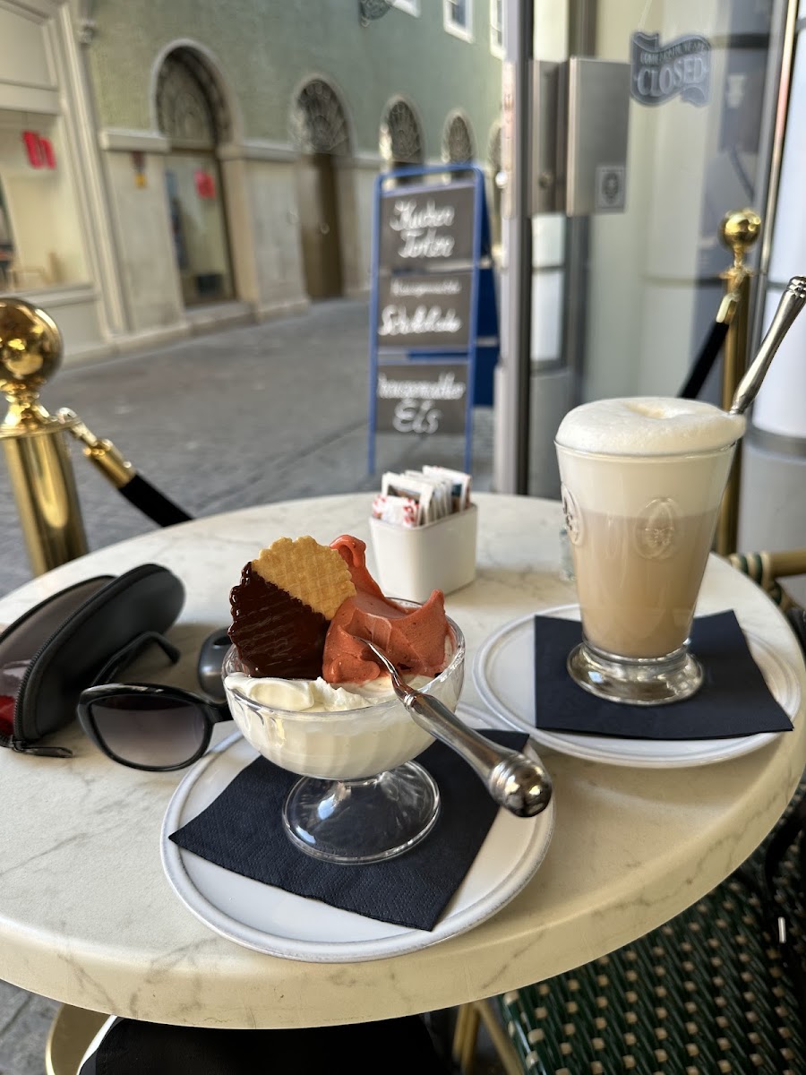 Raffael's Bistro