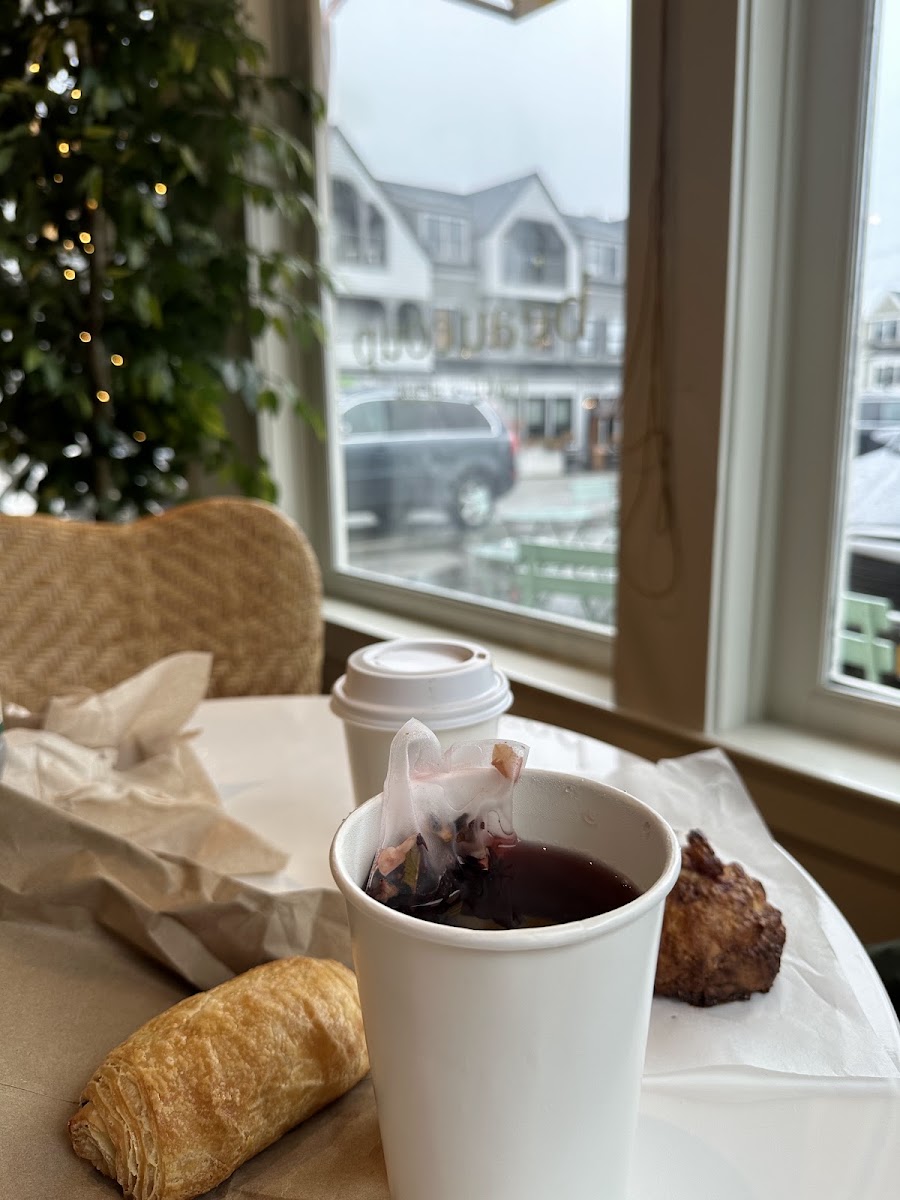 Beaucoup Café