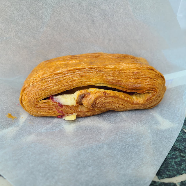 Pain Au Chocolat