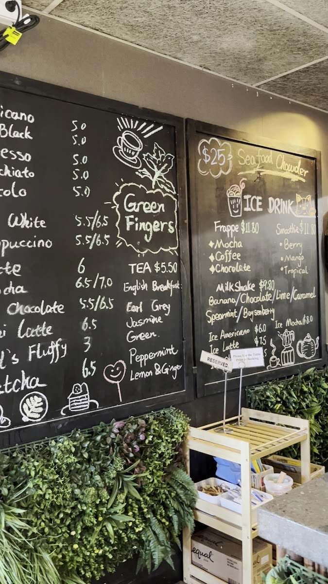 Cafe Greenfingers menu board