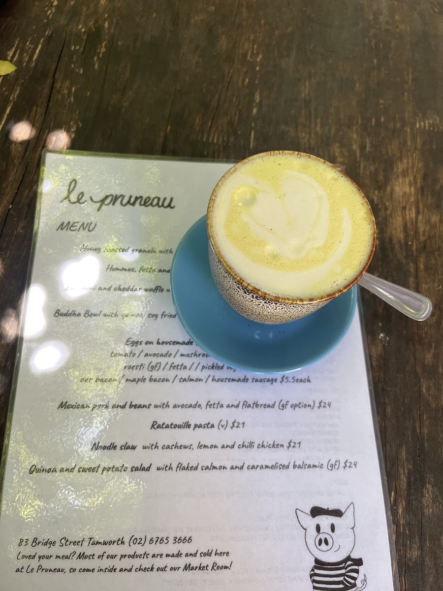 Le Pruneau menu board