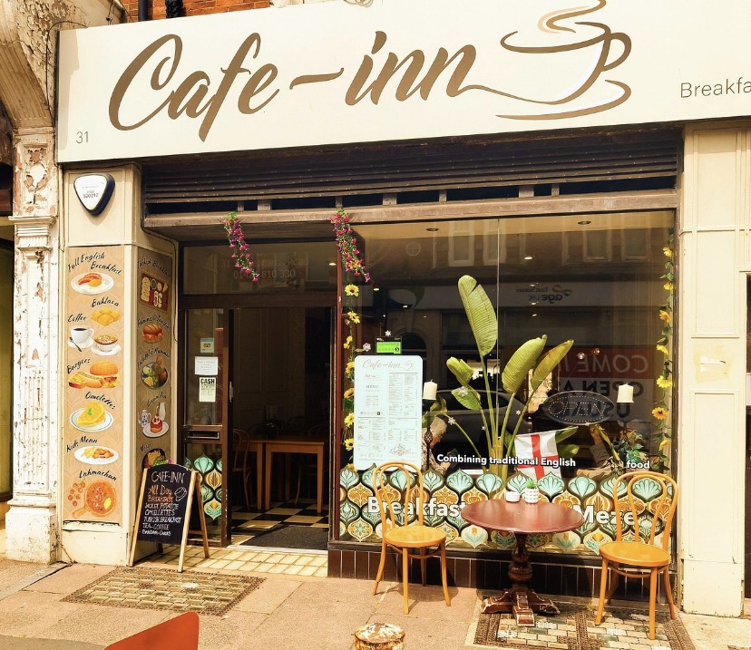 Cafe inn