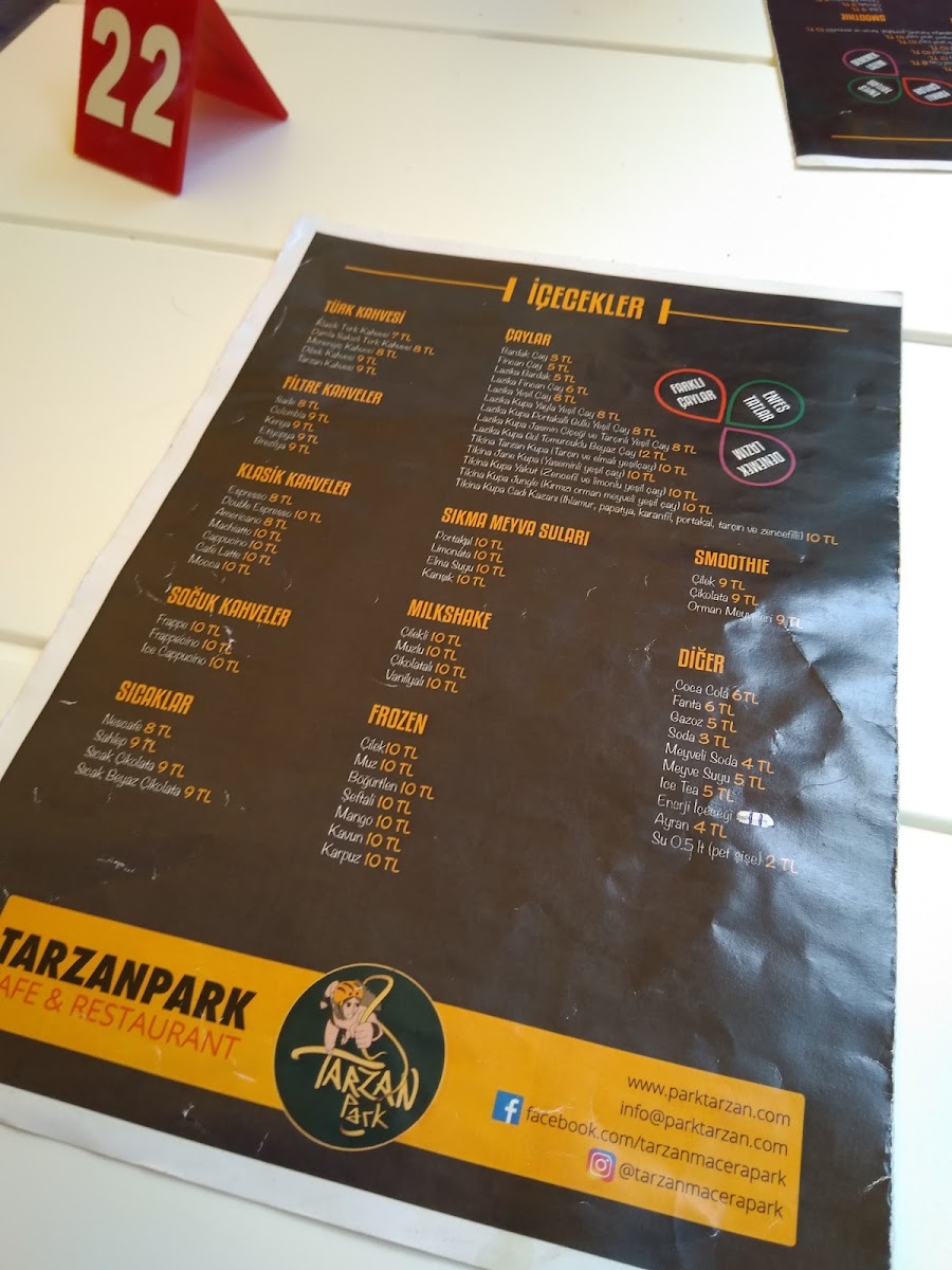 Trazan cafe menu board