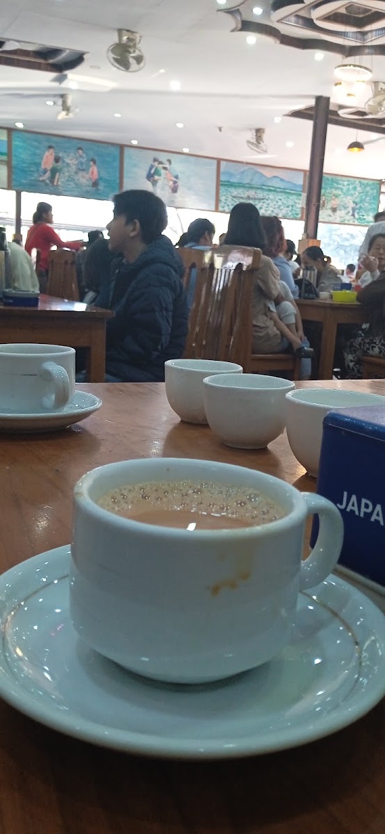 MINN THAR GYI (Tea Shop)