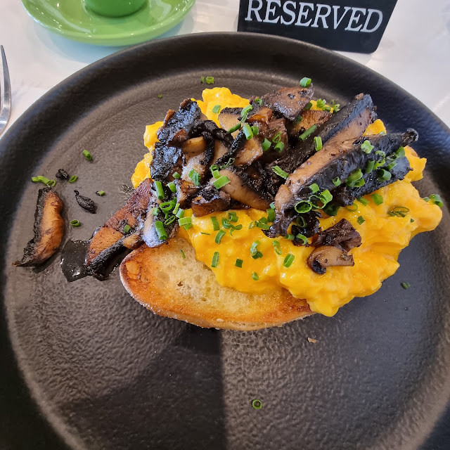 Truffled Scrambled Free Range Eggs
