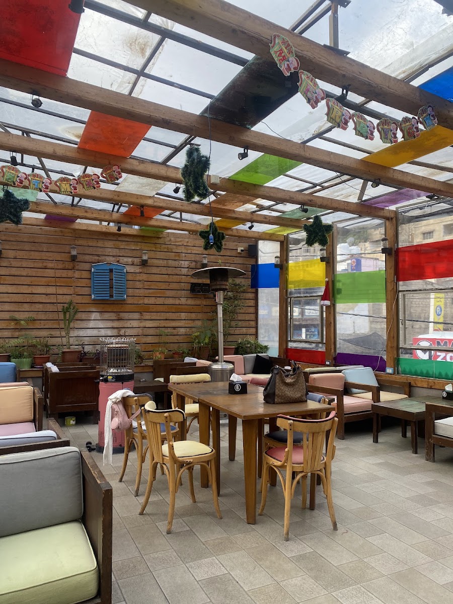 Shababeek Albalad Cafe مقهى شبابيك البلد