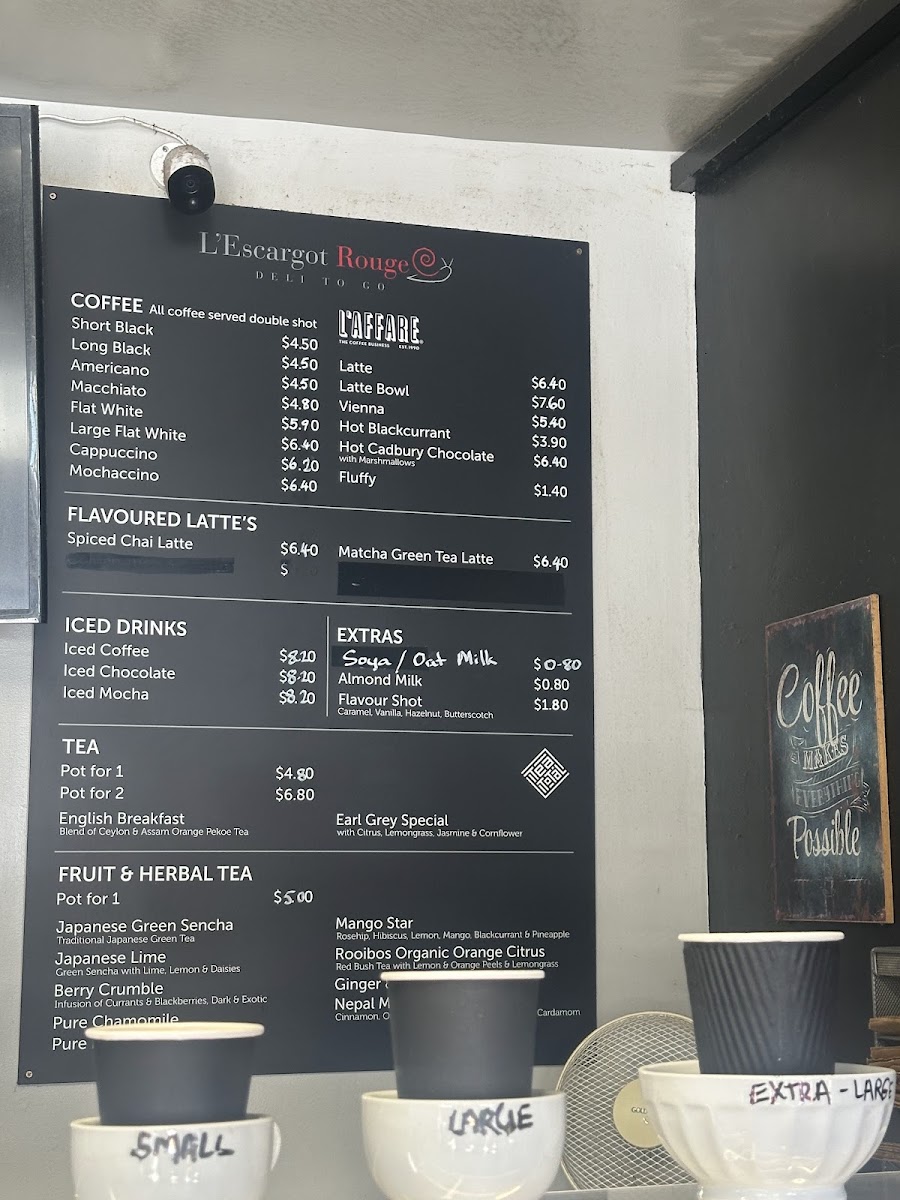 L'Escargot Rouge menu board