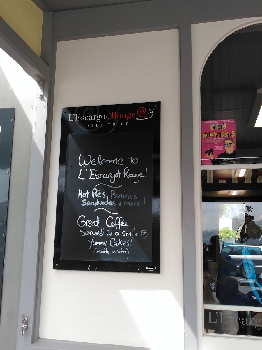 L'Escargot Rouge menu board