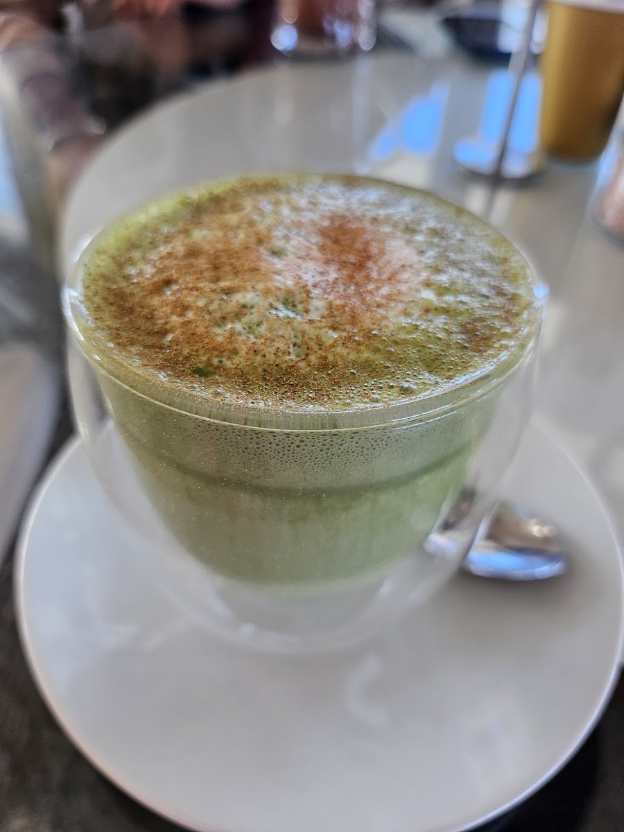 2BEES Cafe