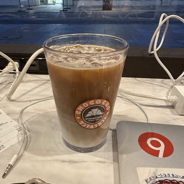 アイスカフェラテ