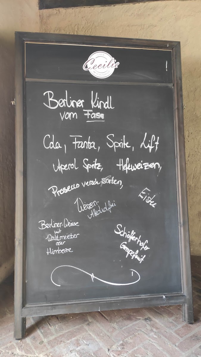 Café Cecilie menu board