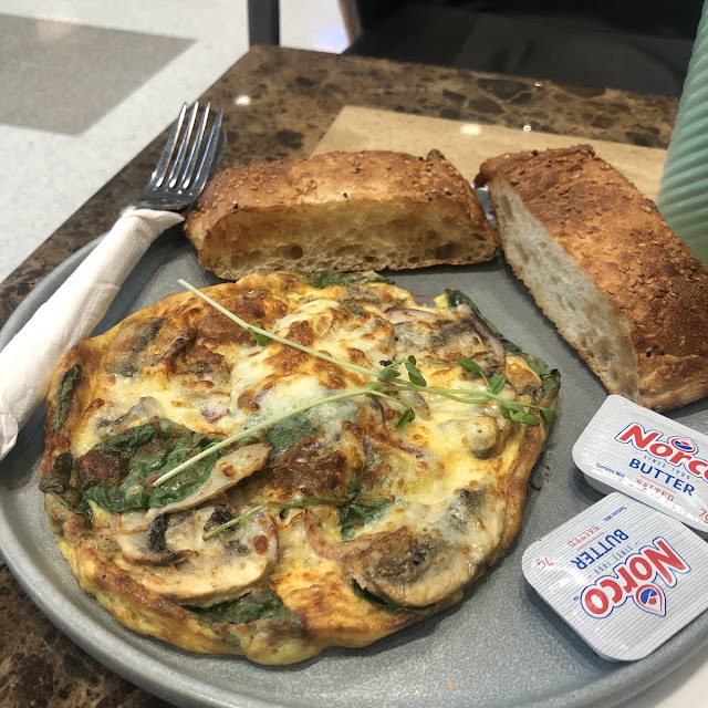 Omelette with Turkish Toast