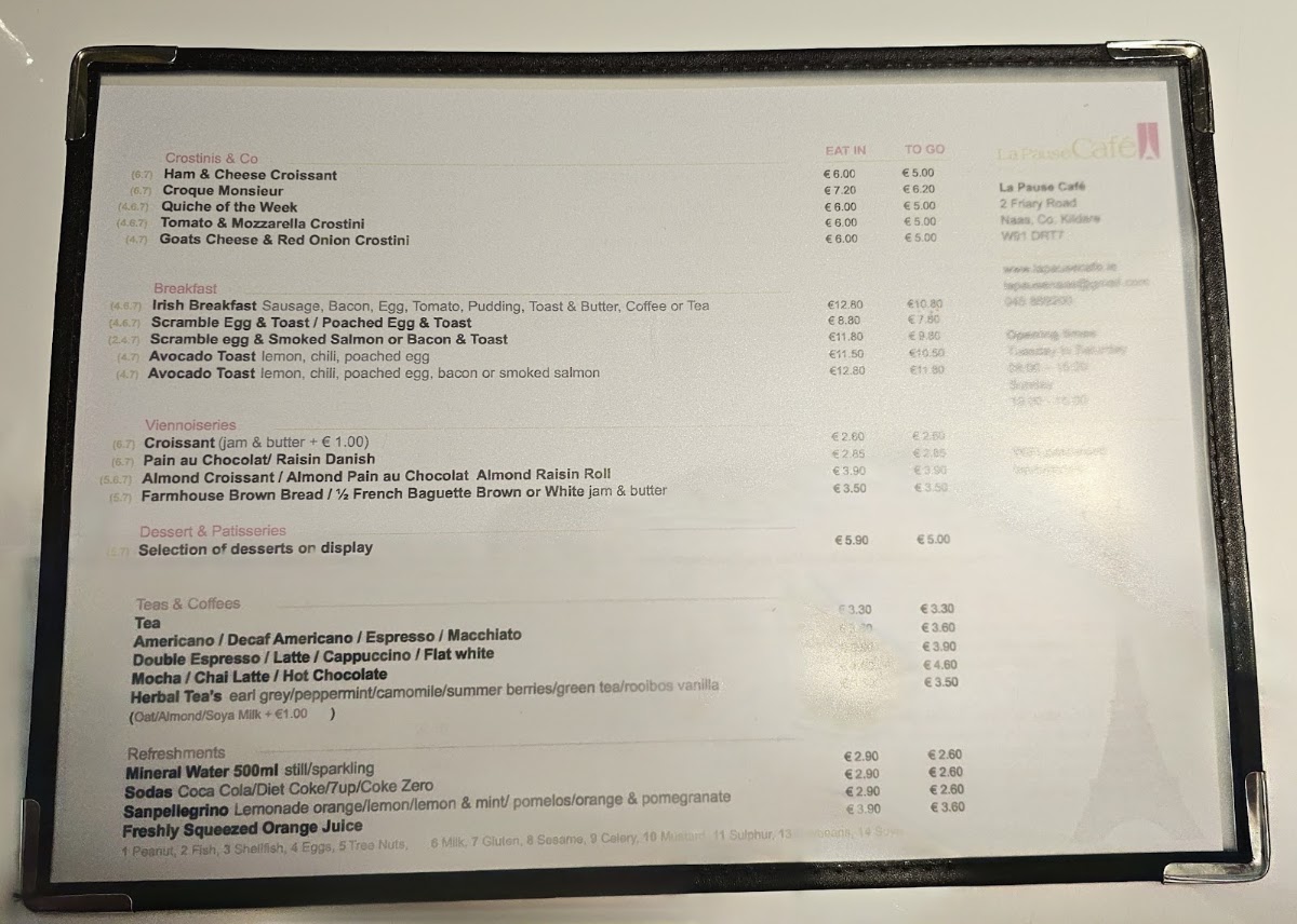 La Pause Cafe menu board