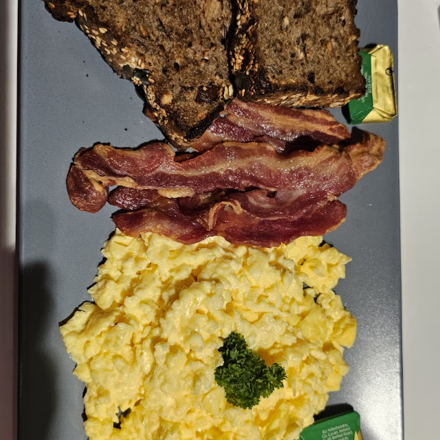 Scrambled Eggs with Toast and Bacon