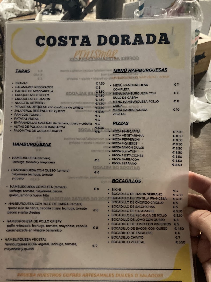 Cafeteria Costa Dorada menu board