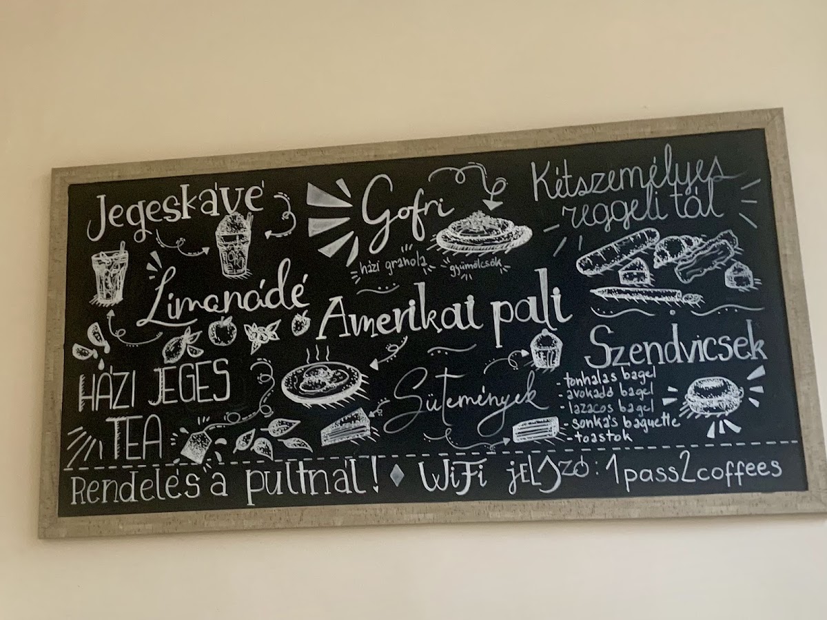Egykávézó menu board