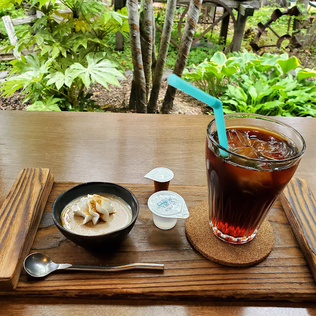 黒胡麻シフォンケーキ