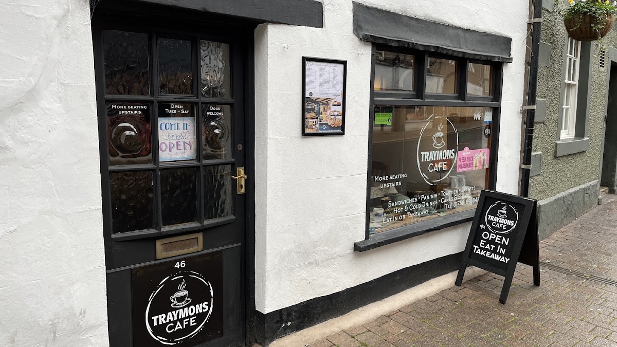 Traymons Cafe