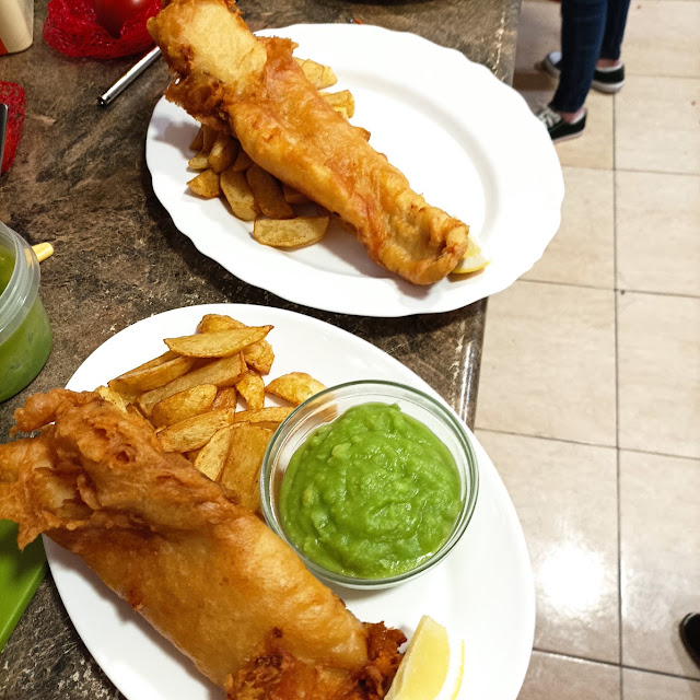 Scampi Peas & Chips