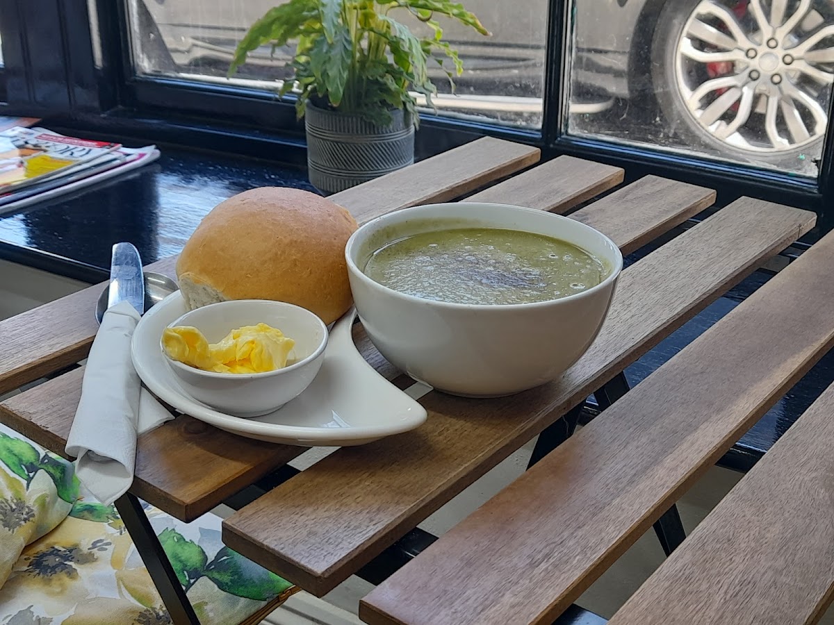 V Brunch @73