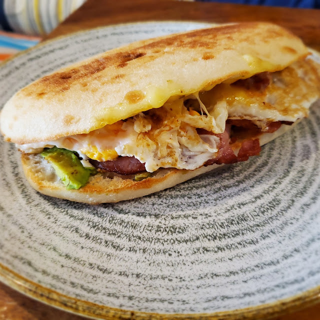 Bacon and Egg Roll