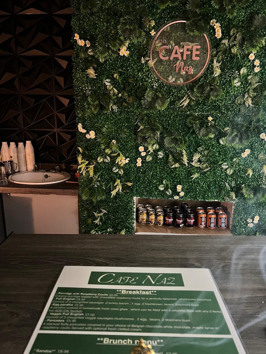 Cafe NAZ menu board
