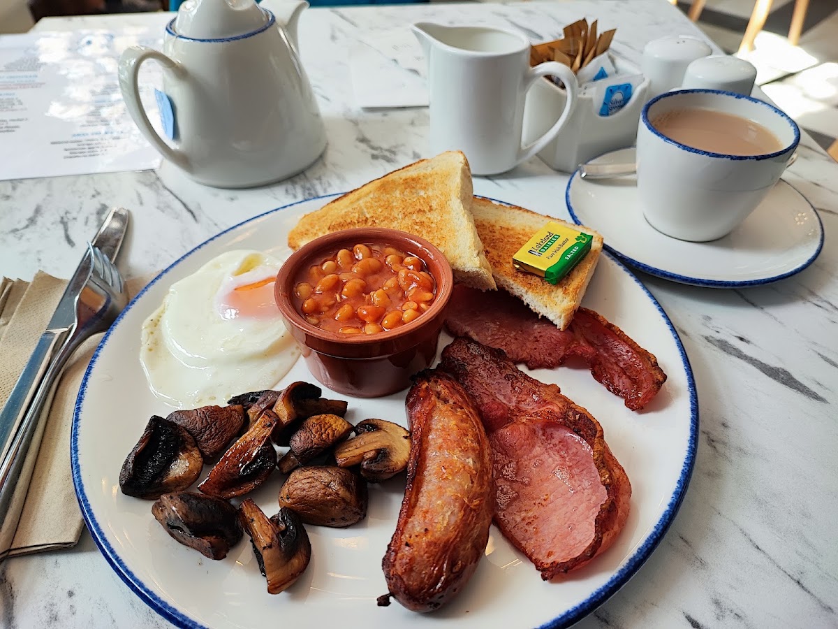 Taste Café at Dorset Museum