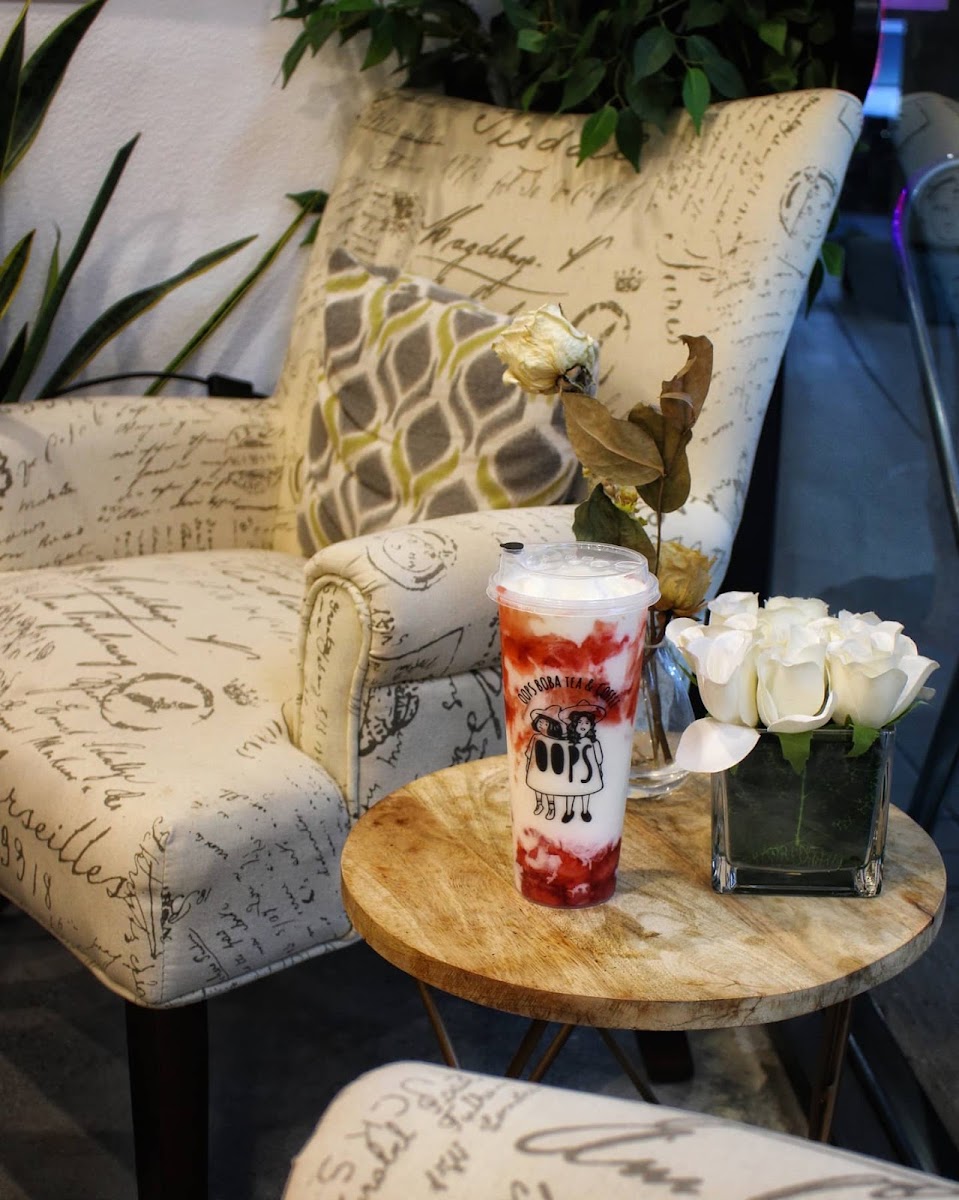 Oops Boba Tea & Coffee