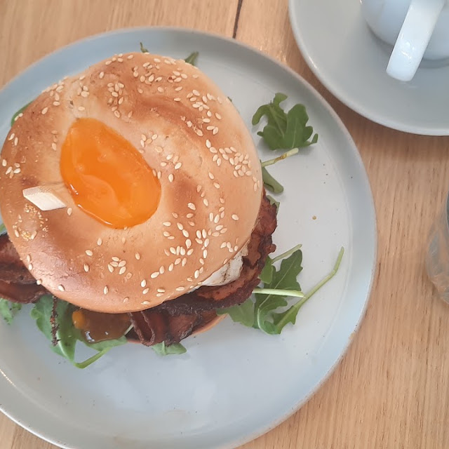 Bacon and Egg Bagels