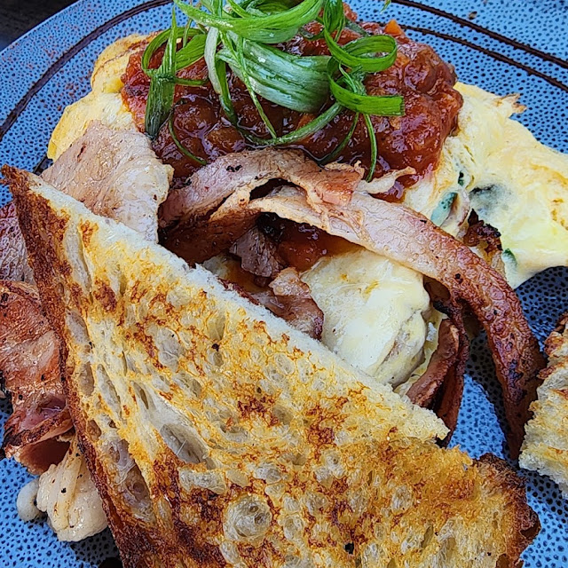 Warden Omelette