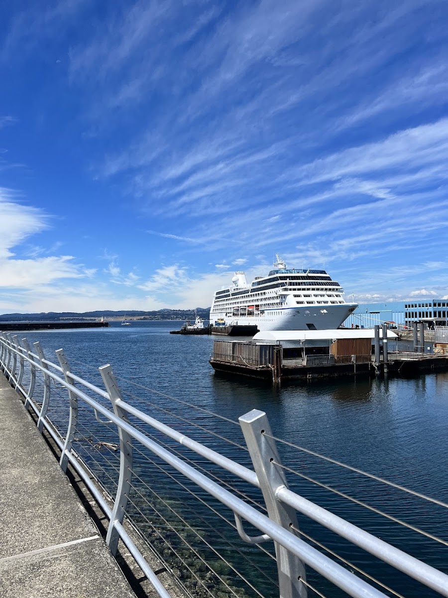Ogden Point Cafe