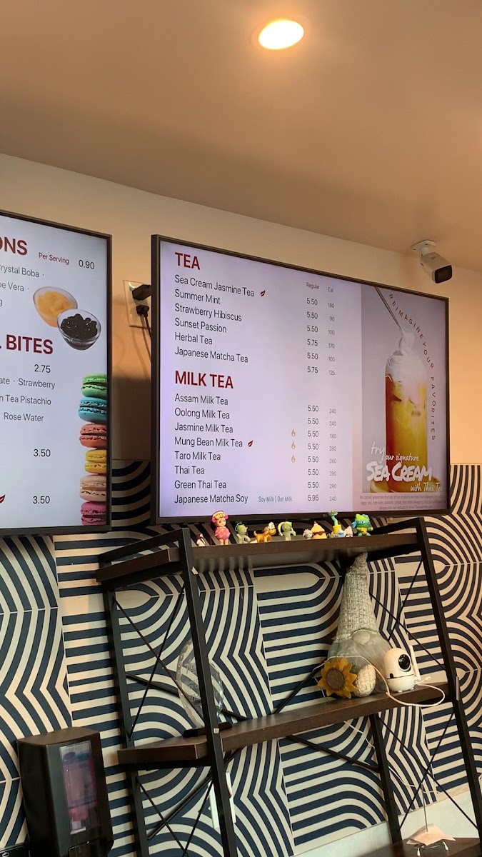 7 Leaves Montebello menu board