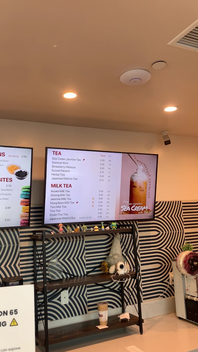 7 Leaves Montebello menu board