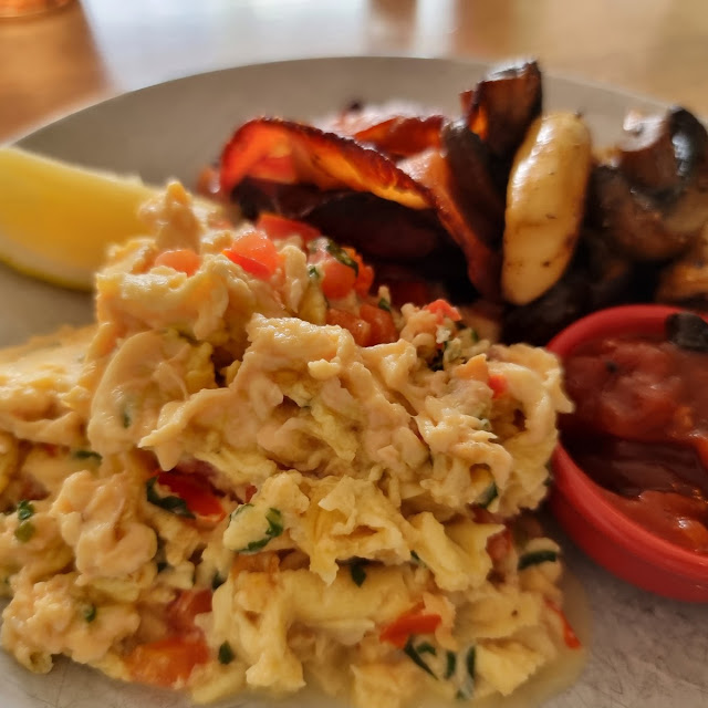 Scrambled Eggs Tomatoes