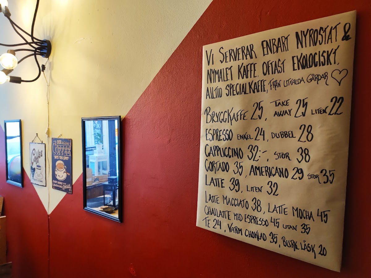 Rialto Mat & Café menu board