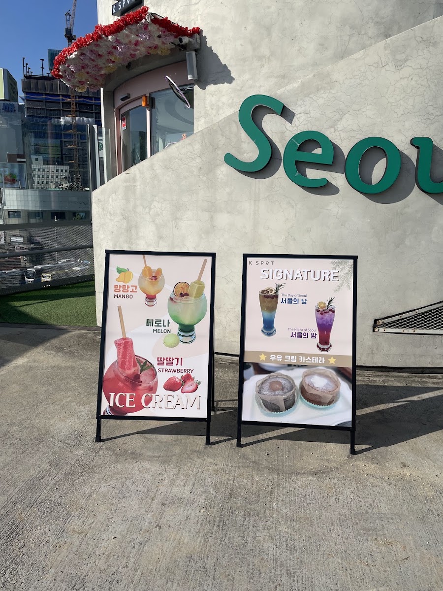 K-SPOT cafe menu board