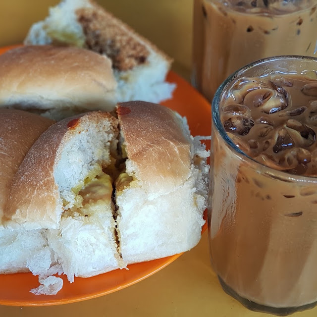 Roti Kahwin Kacang Tanah