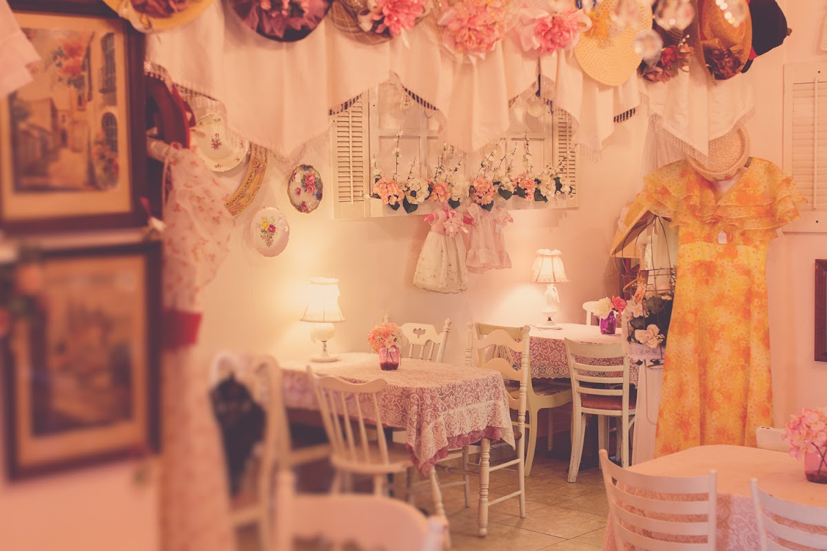 Tea With Friends
