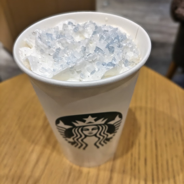 マカデミアホワイトスノーモカ