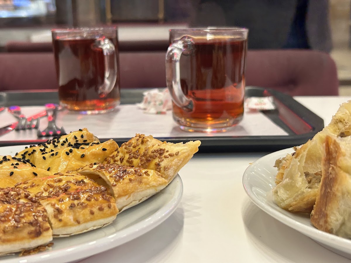 Aslı Börek
