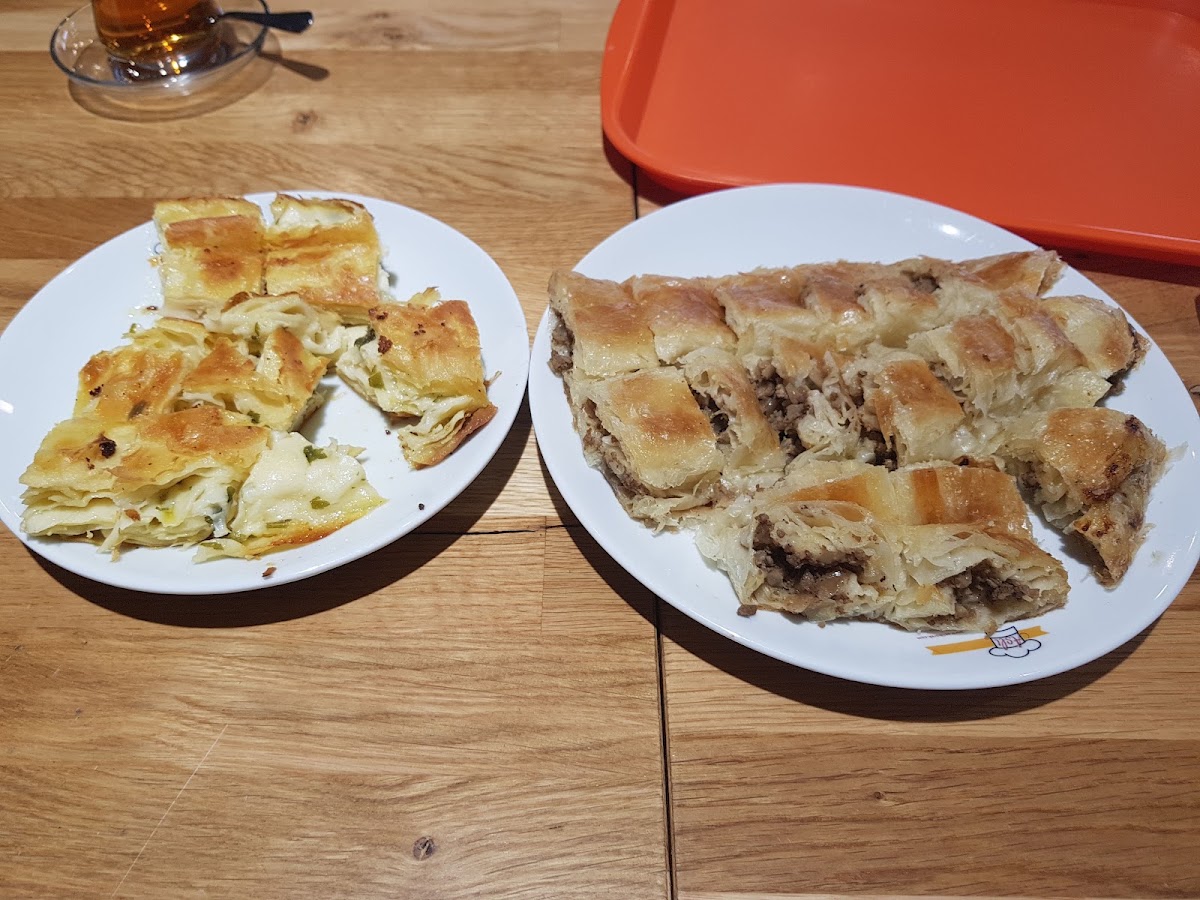 Aslı Börek
