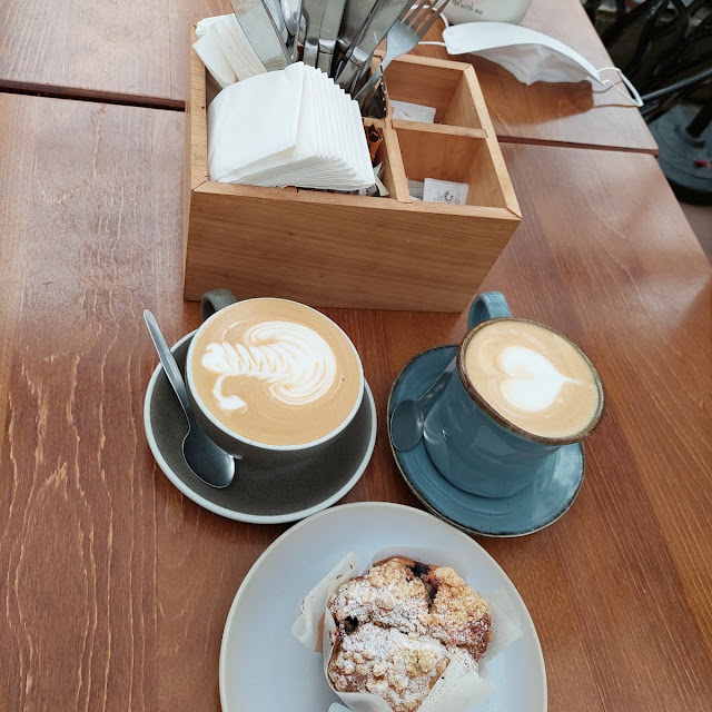 Flat White and Latte