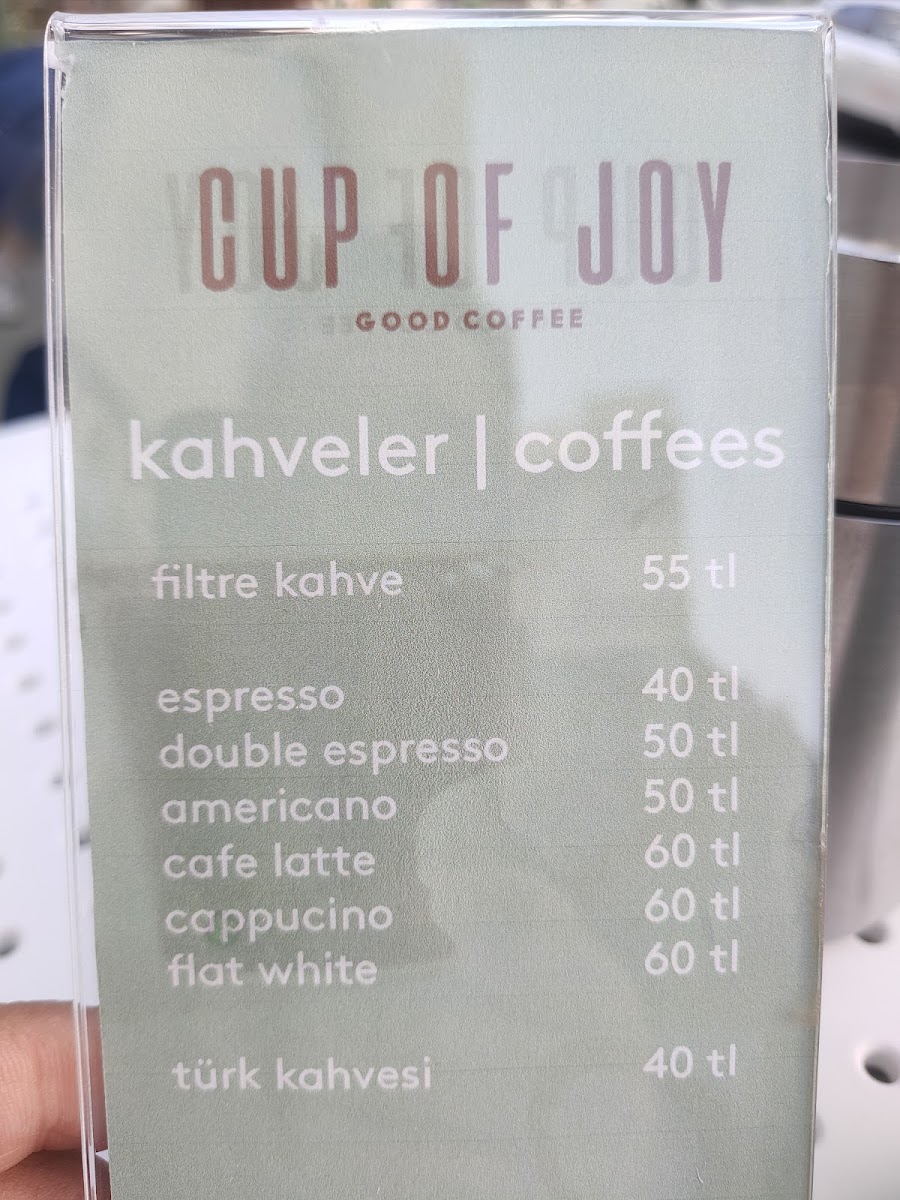 Komşu Kahve menu board