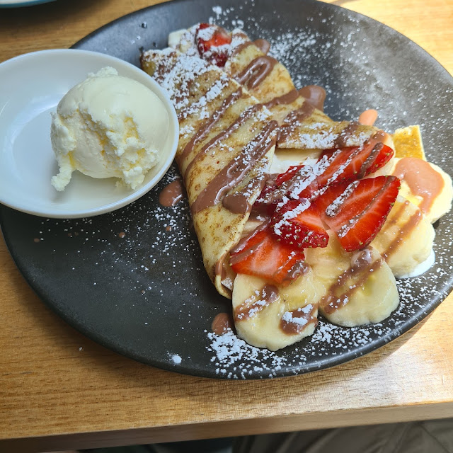 Fresh Fruit Crepe