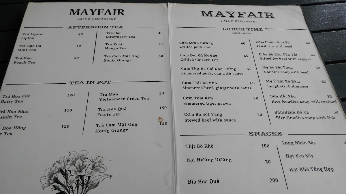 Cafe de Mayfair menu board