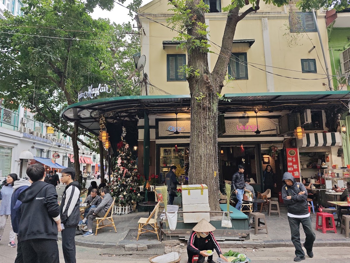 Cafe de Mayfair