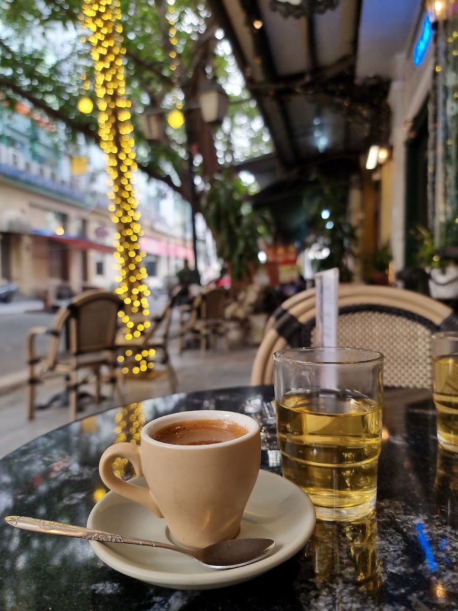 Cafe de Mayfair